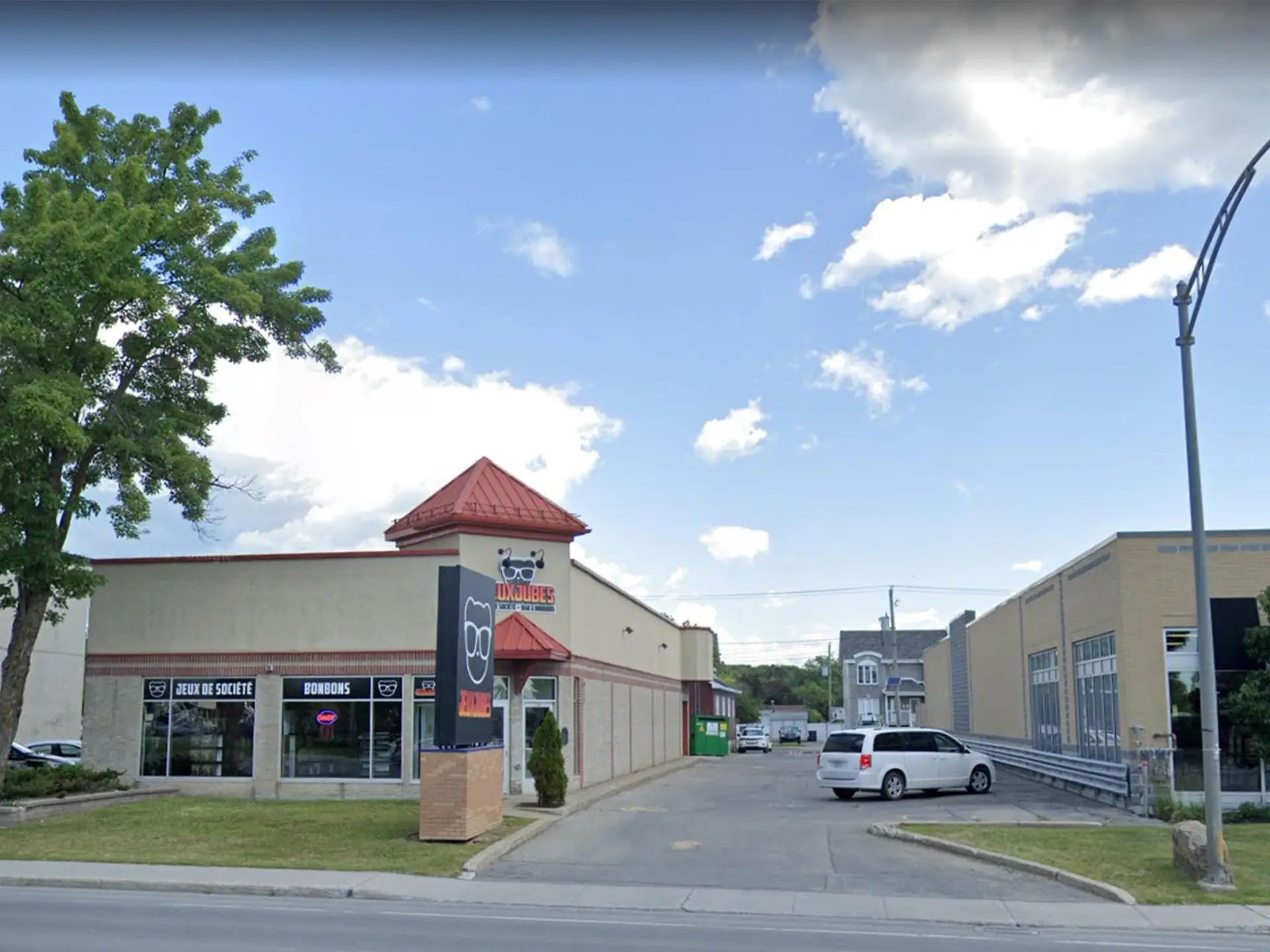 238 LABELLE, STE-THÉRÈSE
